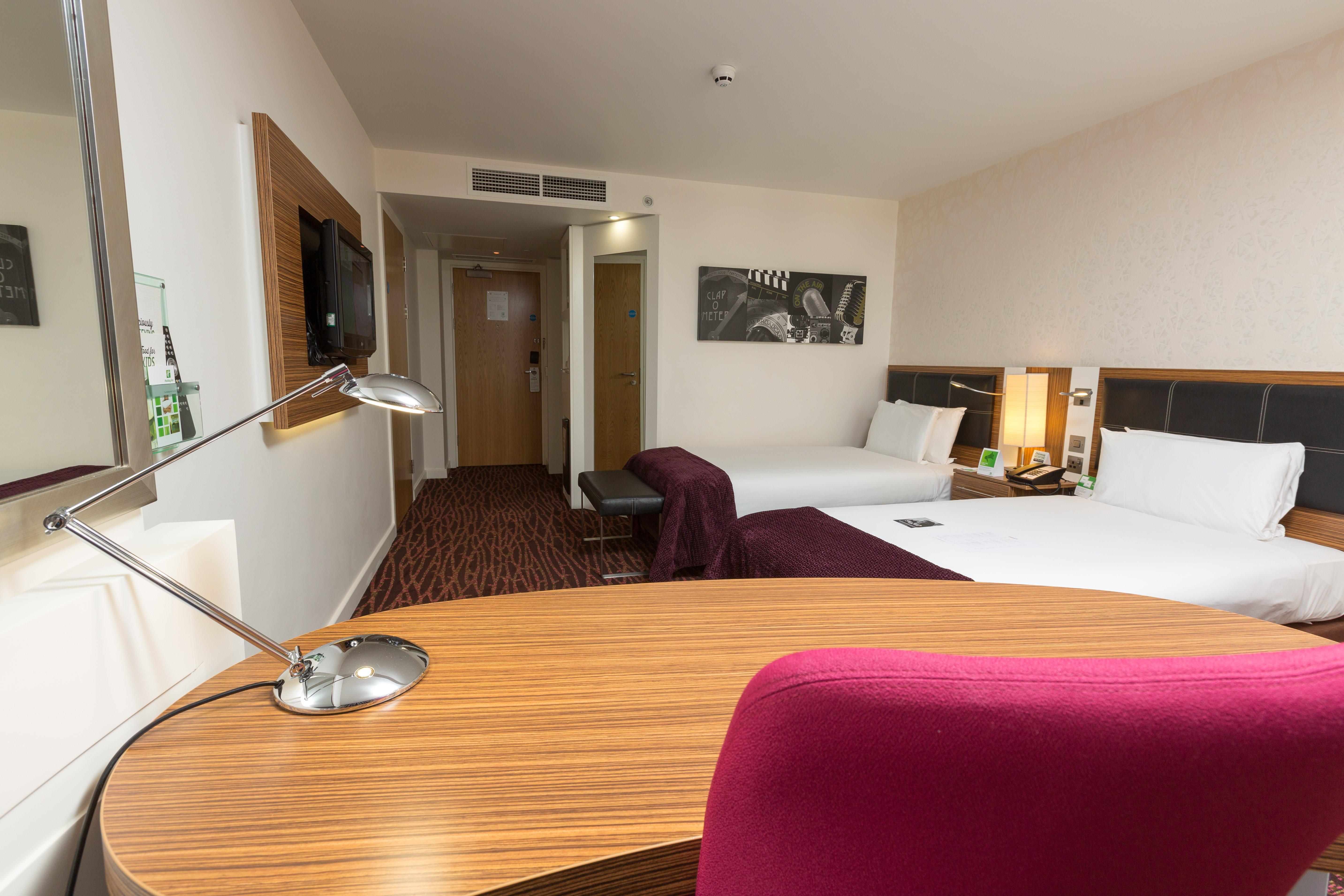 Holiday Inn Manchester-Mediacityuk, An Ihg Hotel Dış mekan fotoğraf