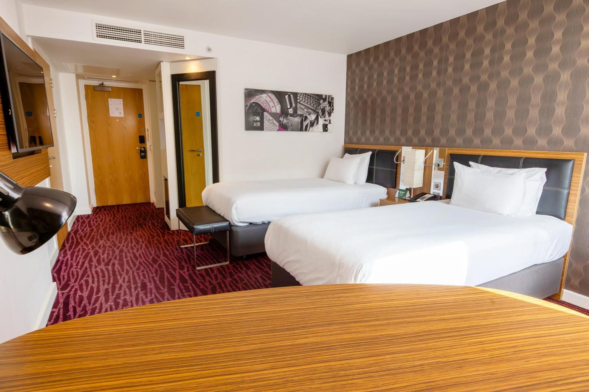 Holiday Inn Manchester-Mediacityuk, An Ihg Hotel Dış mekan fotoğraf